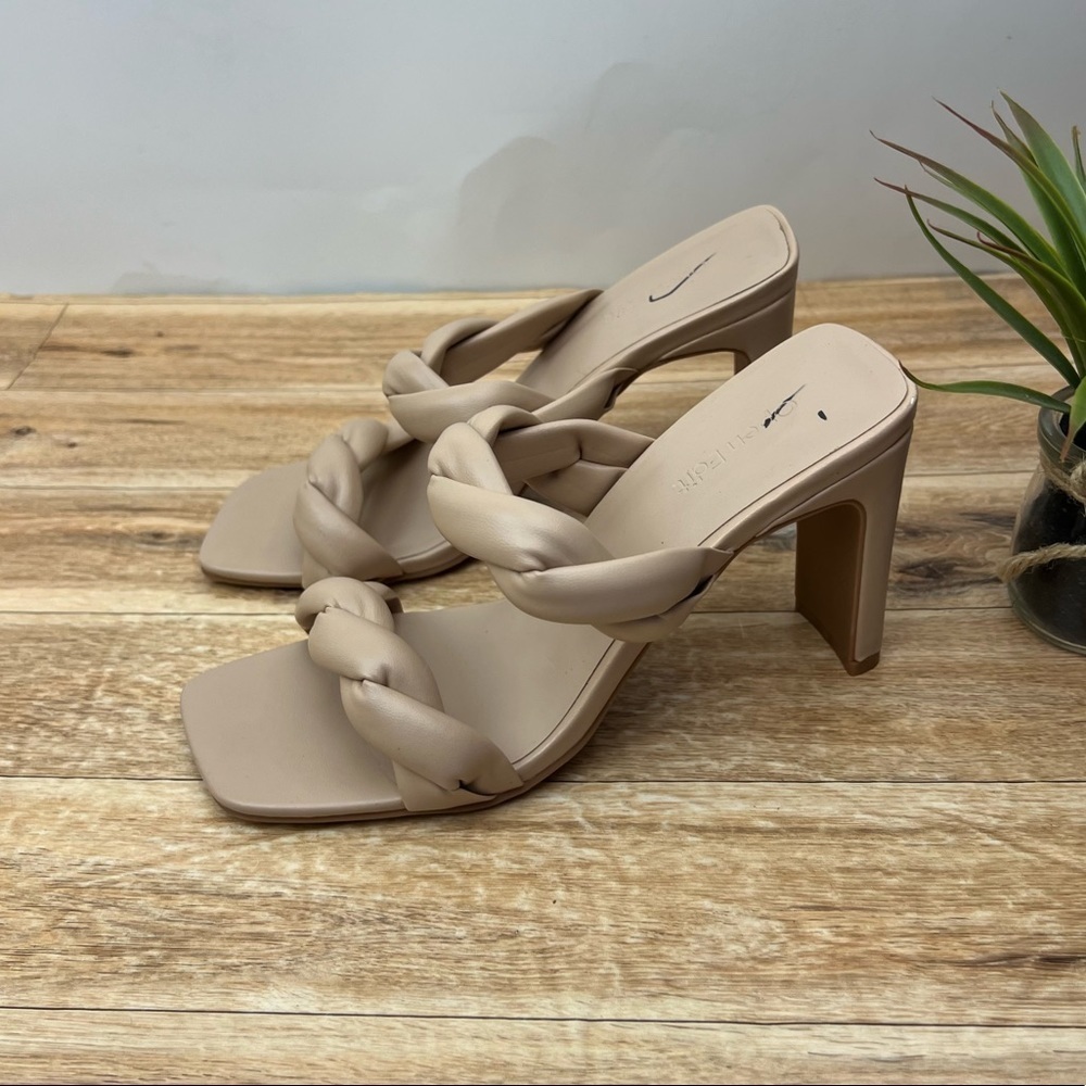 Open Edit Remmy Twist Sandal sz 6.5